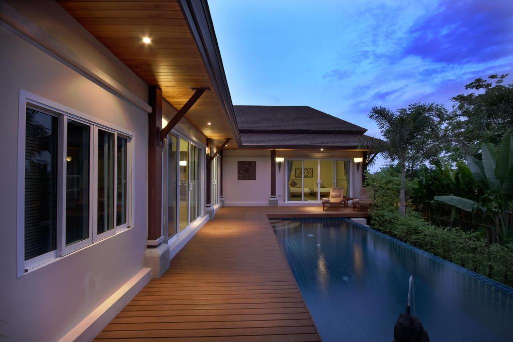 Modern Thai Villa Rawai Номер фото